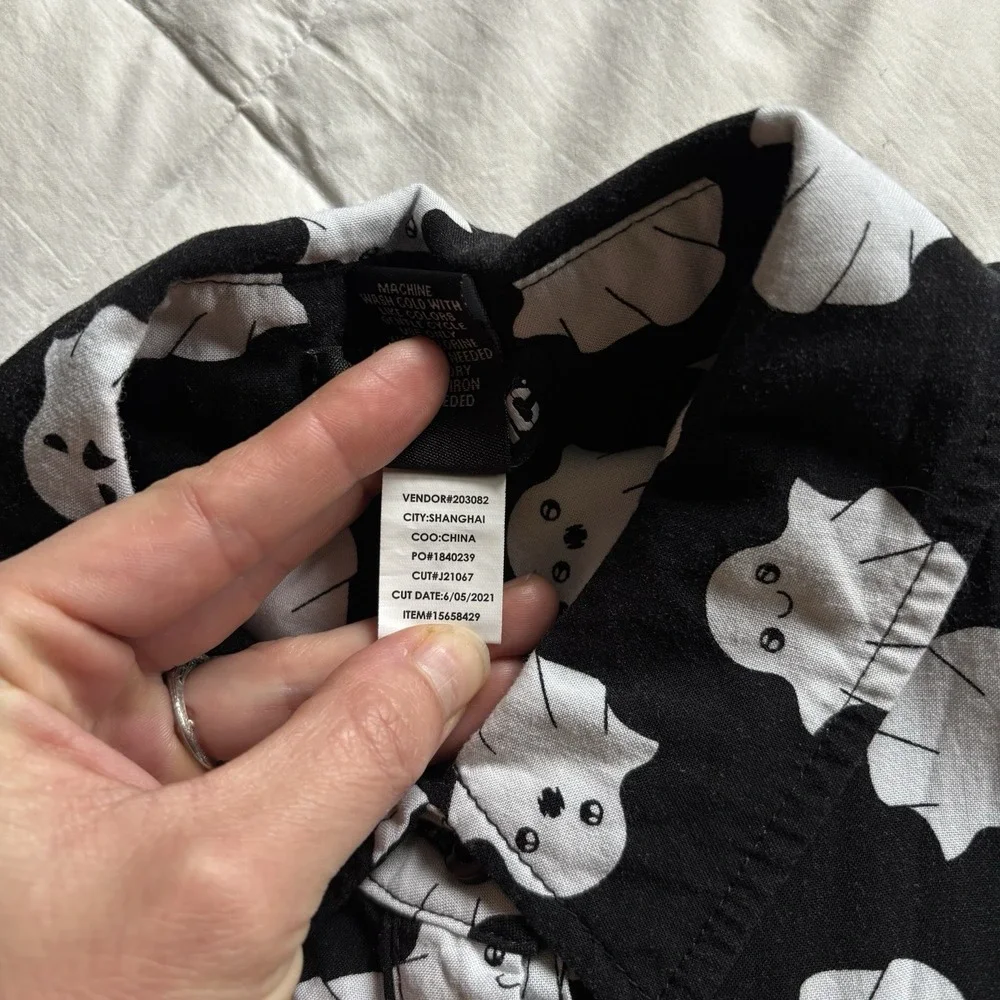 Hot Topic Button Up Ghost Shirt Womens S Black Whimsigoth Cute Spooky Halloween - Picture 8 of 11